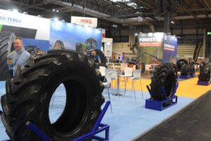 GB Tyres at LAMMA