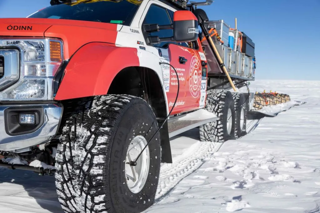 arctic trucks nokian tyres