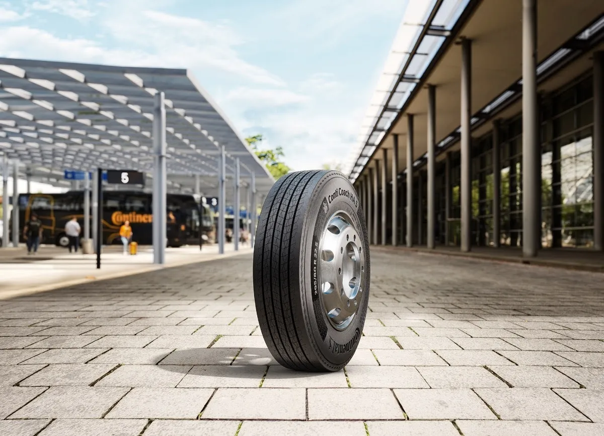 Im age of a Continental Conti Coach HA 5 tyre